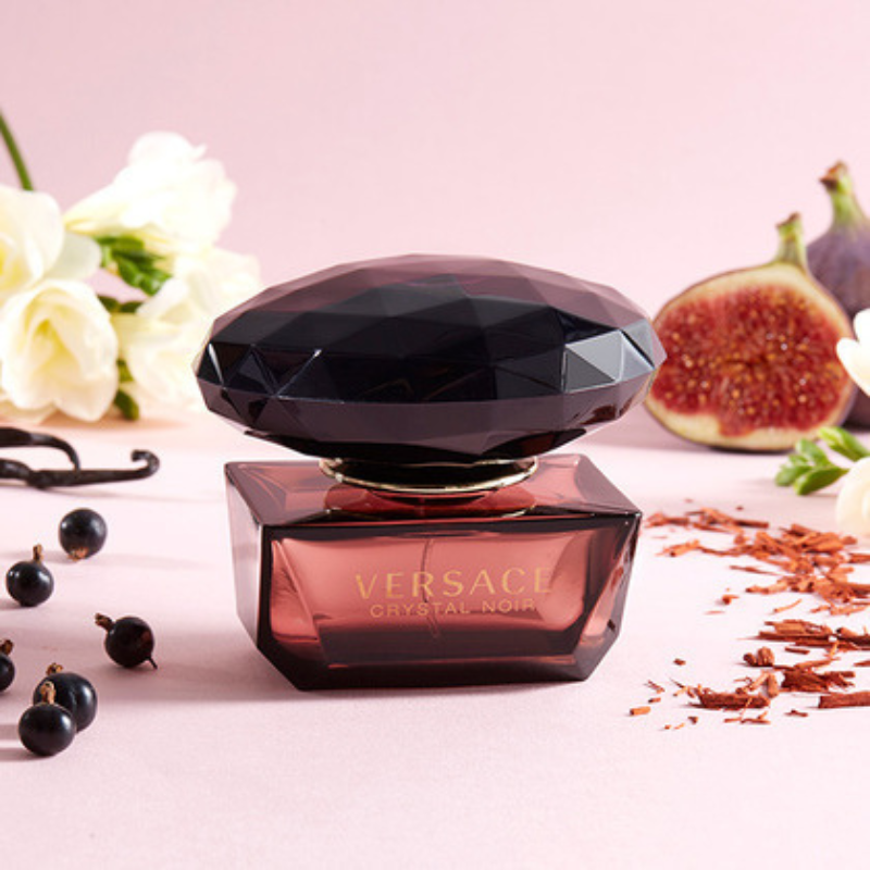 Versace Crystal Noir Eau De Parfum